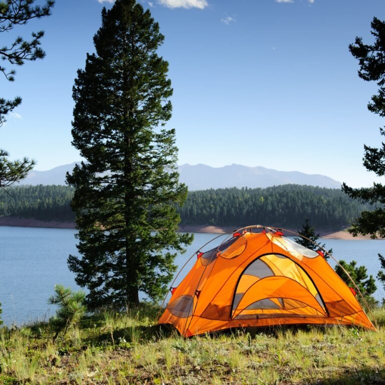 Tent Lakeside